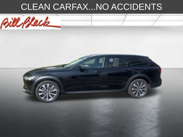 Used 2023 Volvo V90 B6 Cross Country Plus AWD/4WD image 1