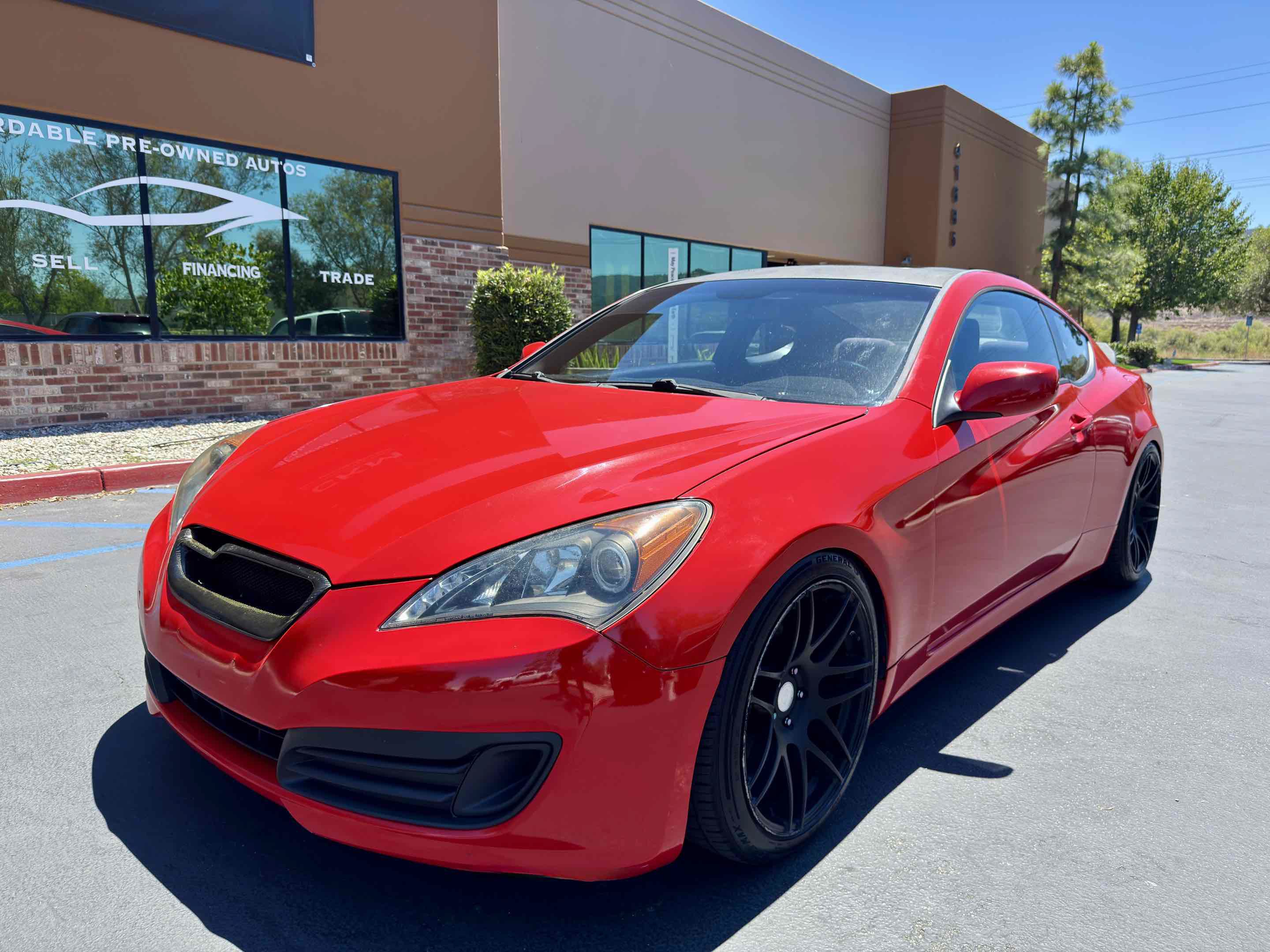 Used 2010 Hyundai Genesis 2.0T RWD image 4