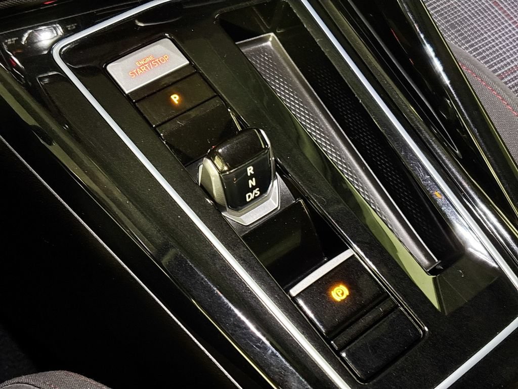 Certified 2023 Volkswagen GTI S FWD image 18