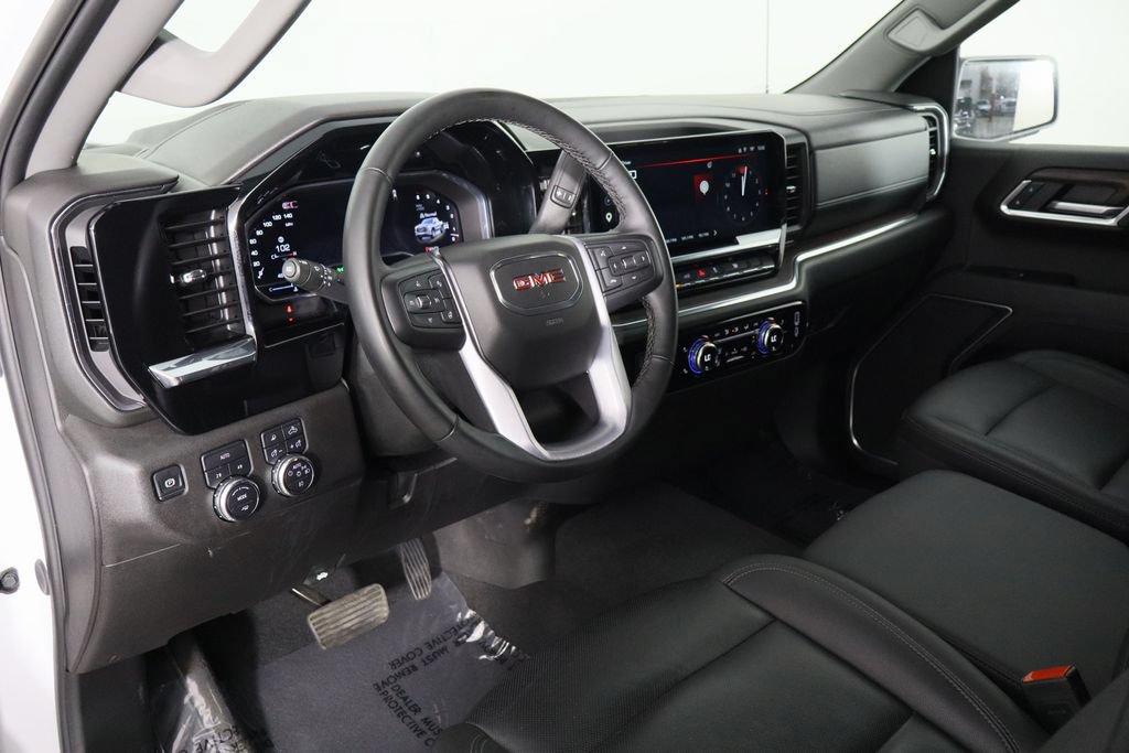 Used 2025 GMC Sierra 1500 SLT AWD/4WD image 25