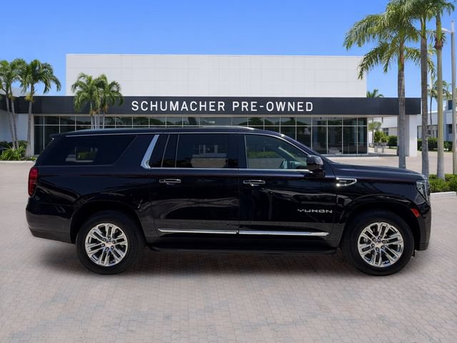 Used 2023 GMC Yukon XL SLT AWD/4WD image 8
