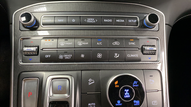 Used 2023 Hyundai Santa Fe SEL Premium AWD/4WD image 18