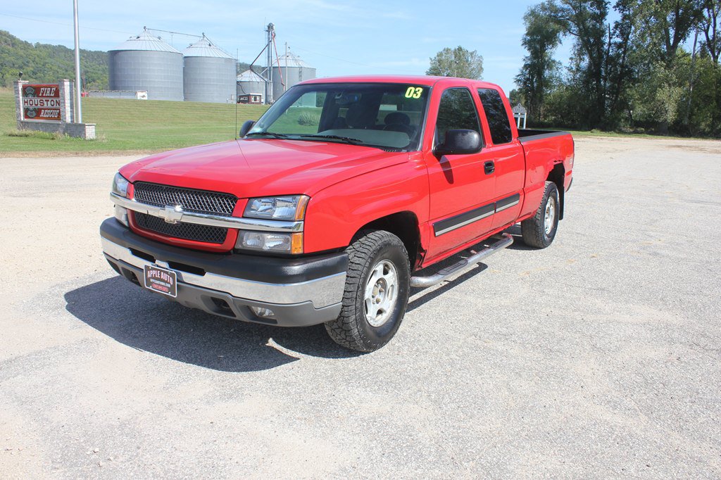 Used 2003 Chevrolet Silverado 1500 LS w/ Off-Road Package AWD/4WD image 1