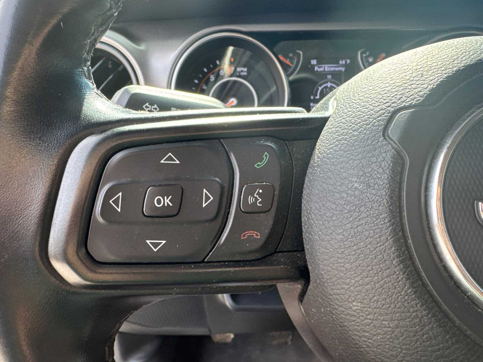 Used 2020 Jeep Wrangler Sport image 24