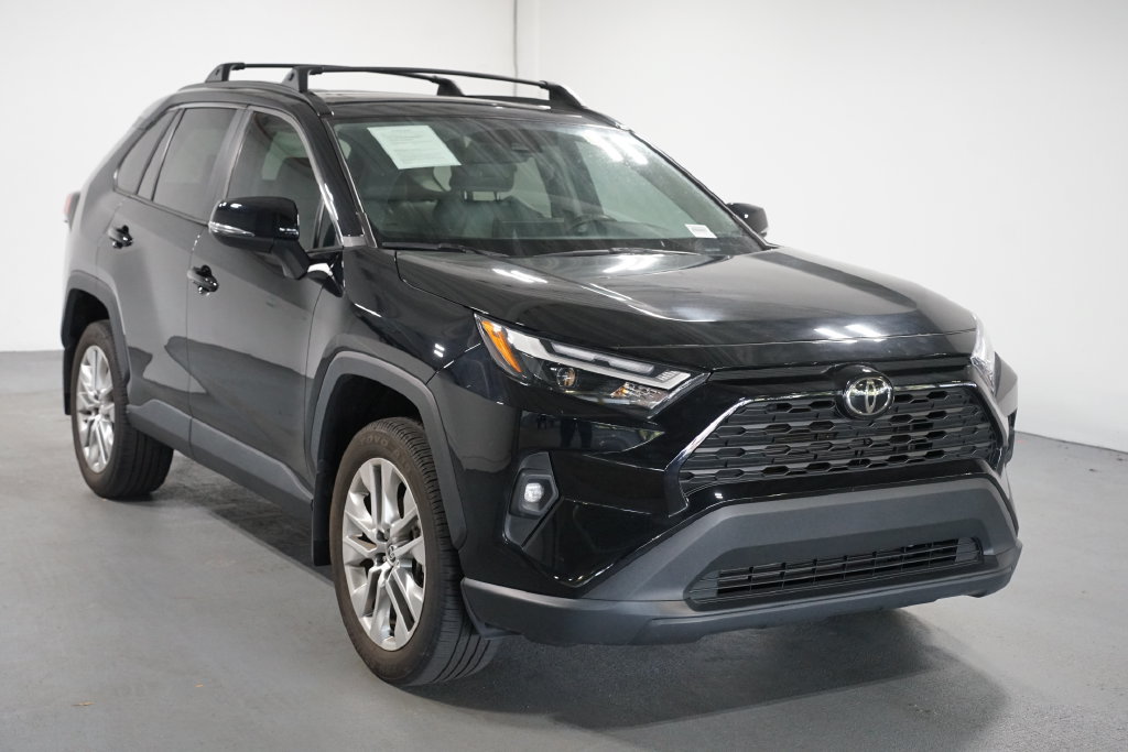 Certified 2025 Toyota RAV4 XLE Premium FWD image 3