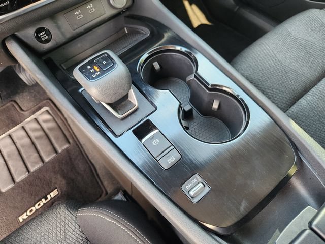 Used 2024 Nissan Rogue SV FWD image 20