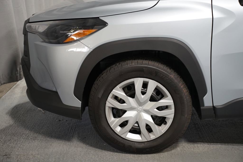 Used 2026 Toyota Corolla Cross L FWD image 5