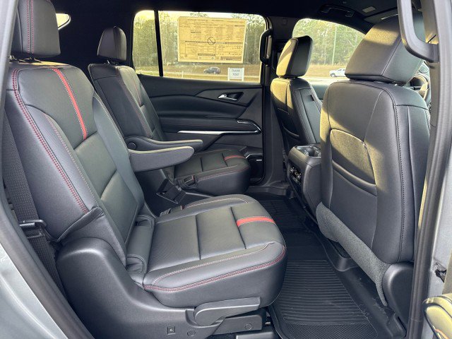 New 2026 Chevrolet Traverse RS w/ LPO, Floor Liner Package image 13