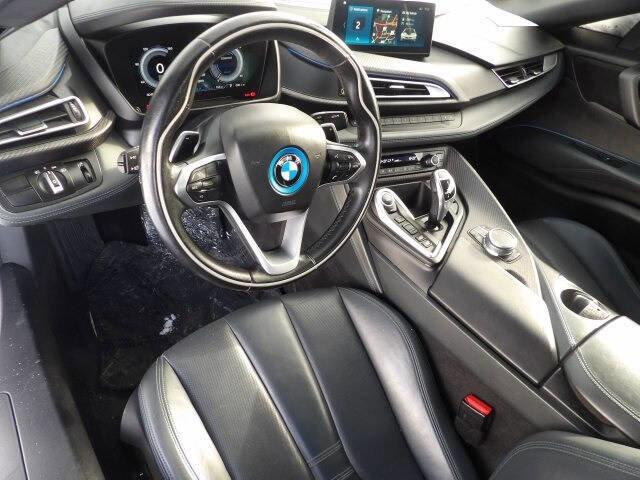 Used 2019 BMW i8 Roadster AWD/4WD image 31