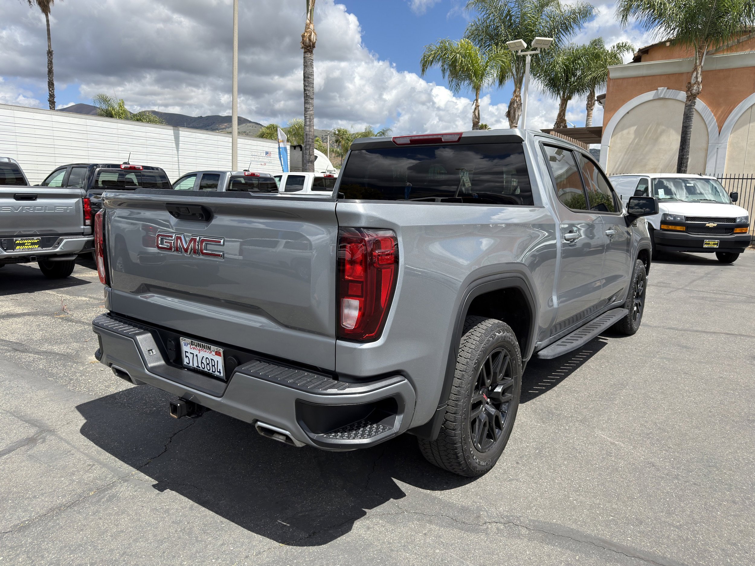 Used 2024 GMC Sierra 1500 Elevation AWD/4WD image 8