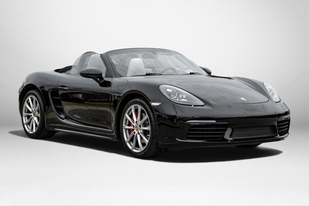 Used 2018 Porsche 718 Boxster S RWD image 5