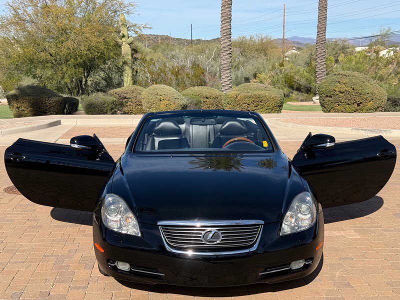 Used 2010 Lexus SC 430 Convertible image 11