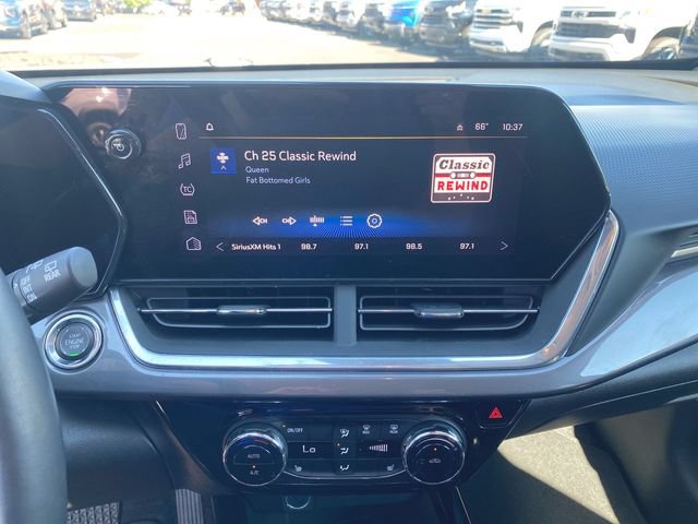 Used 2024 Chevrolet Trax ACTIV w/ Driver Confidence Package FWD image 13