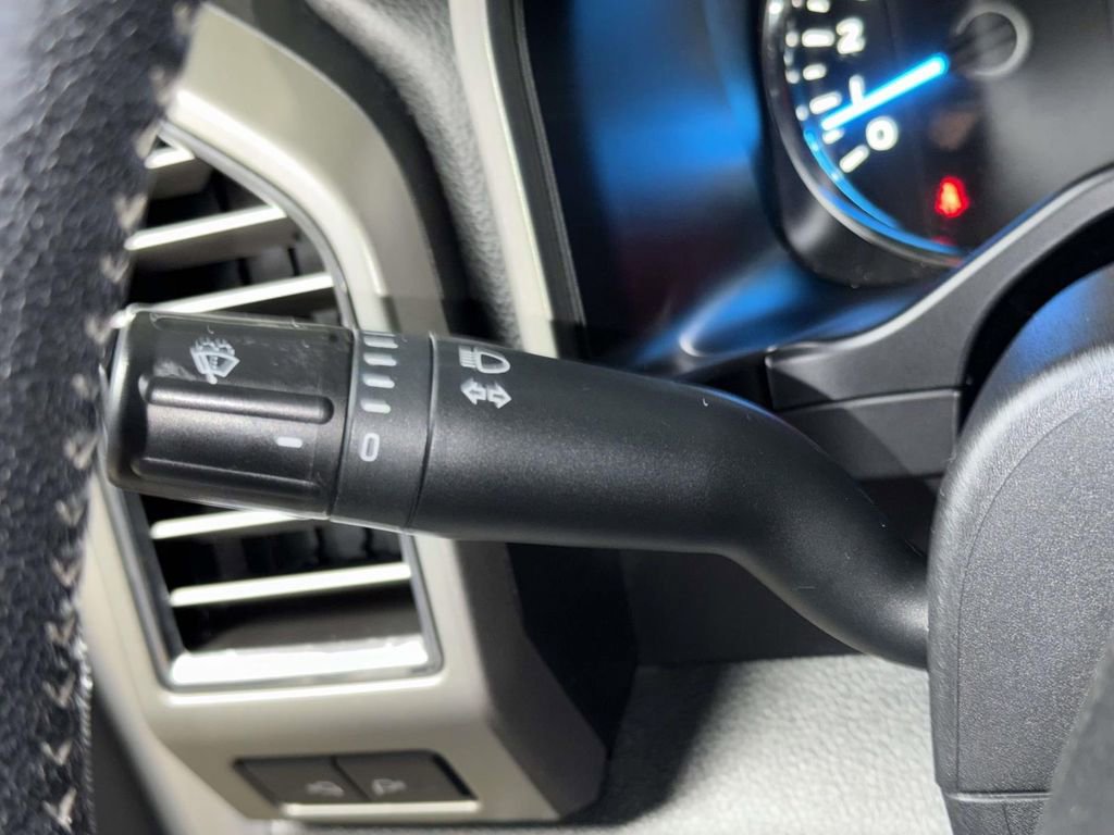 Used 2016 Ford F150 Lariat image 32