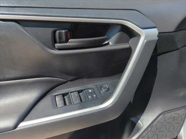 Certified 2024 Toyota RAV4 LE FWD image 11