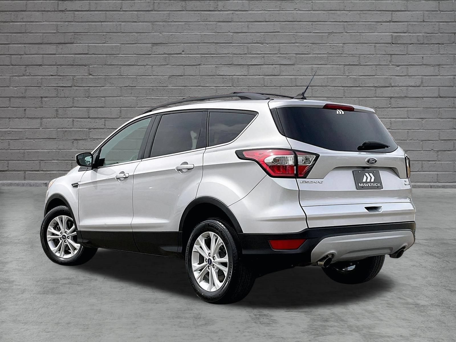 Used 2018 Ford Escape SE w/ SE Sync 3 Package AWD/4WD video 4