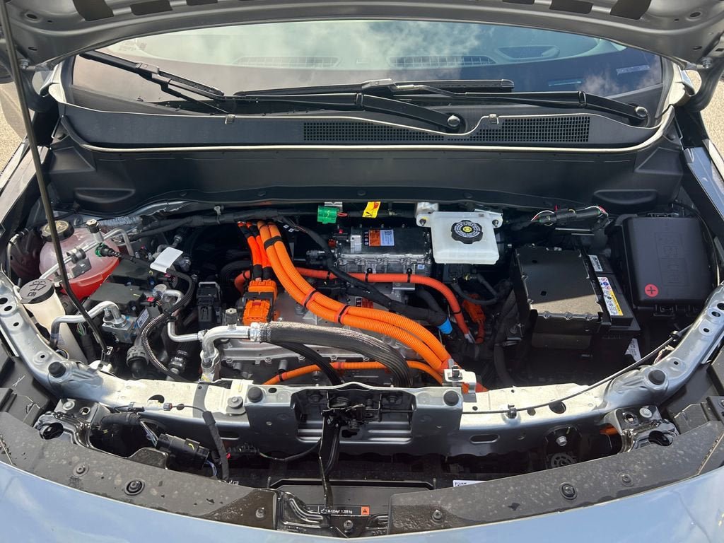 New 2027 Chevrolet Bolt RS w/ Technology Package FWD image 30