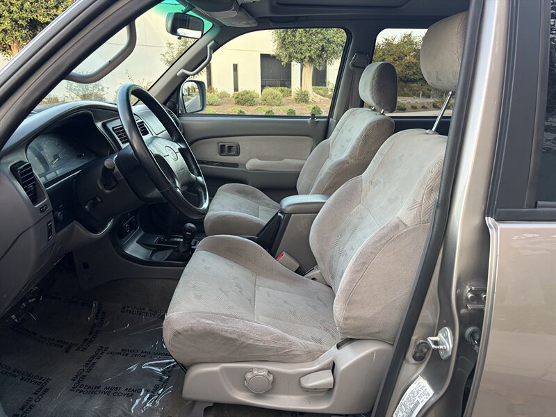 Used 2002 Toyota 4Runner SR5 w/ Upgrade Value Pkg 2 AWD/4WD image 16