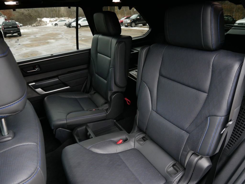 Used 2025 Toyota Sequoia Platinum AWD/4WD image 12