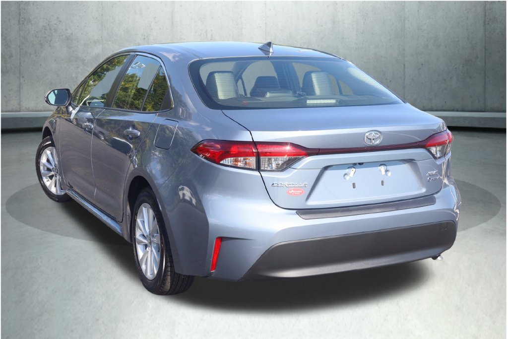 Used 2026 Toyota Corolla XLE FWD image 27