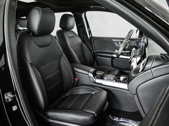 Used 2023 Mercedes-Benz GLB 35 AMG 4MATIC image 23