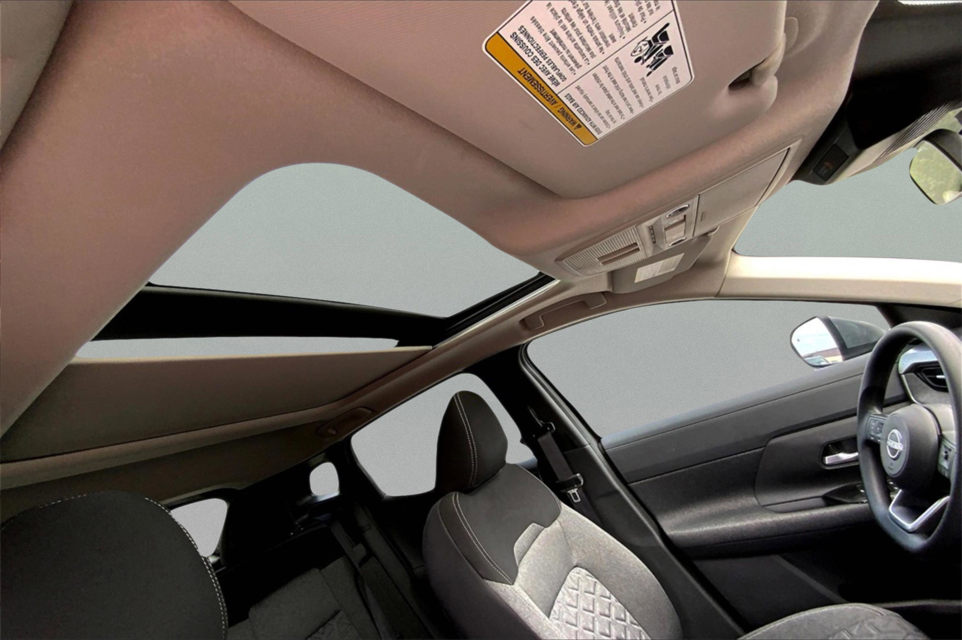 New 2025 Nissan Kicks SV w/ SV Premium Package image 15