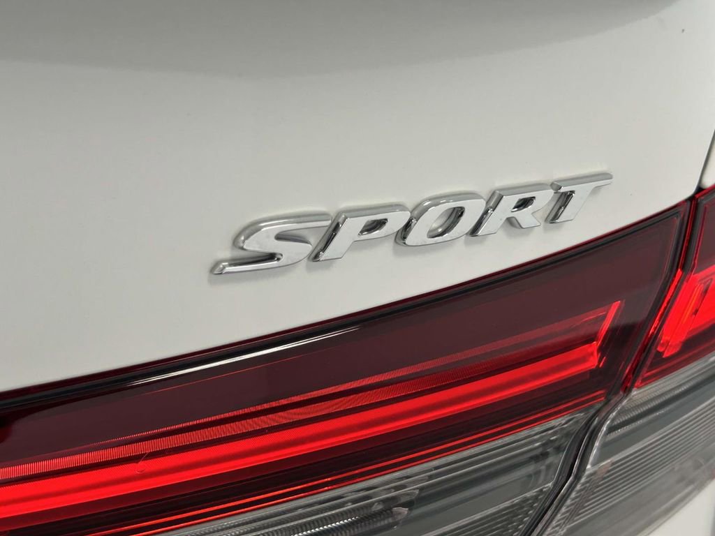 Used 2025 Honda Civic Sport image 12