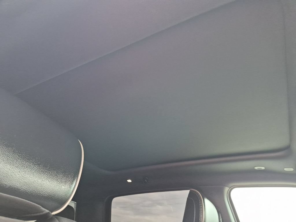 Used 2021 RAM 1500 Laramie w/ Sport Appearance Package AWD/4WD image 16