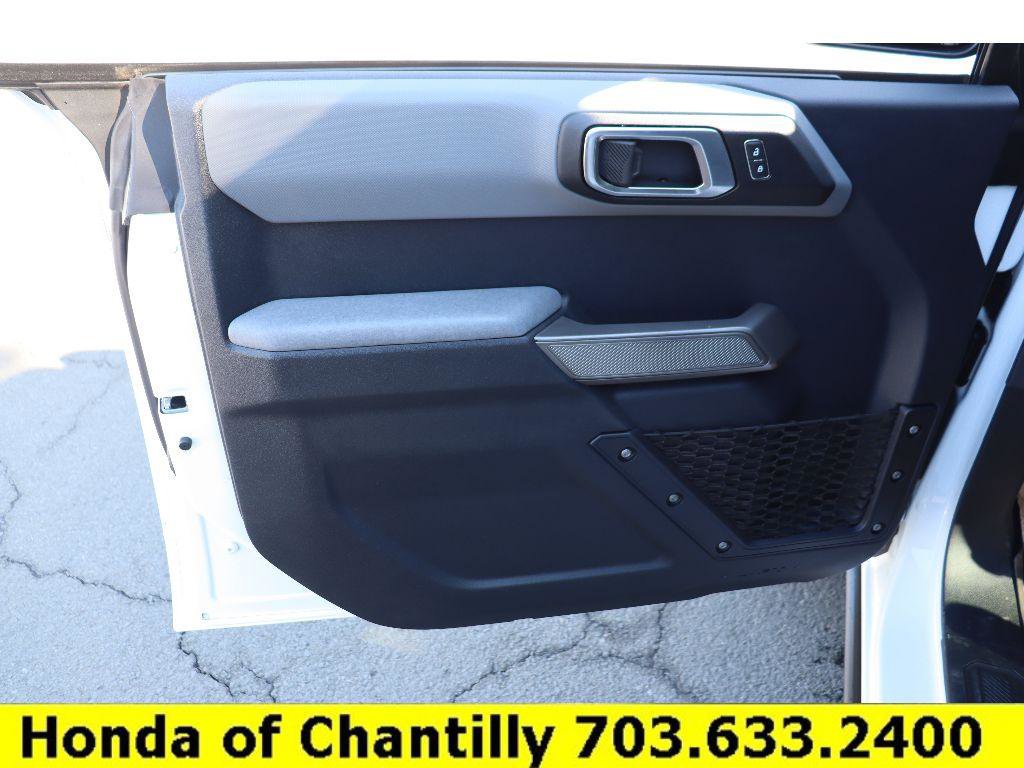 Used 2022 Ford Bronco Black Diamond image 22