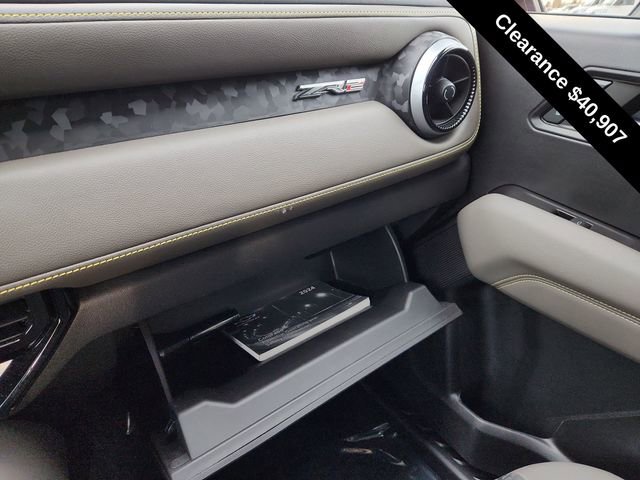 Used 2024 Chevrolet Colorado ZR2 w/ Technology Package image 45