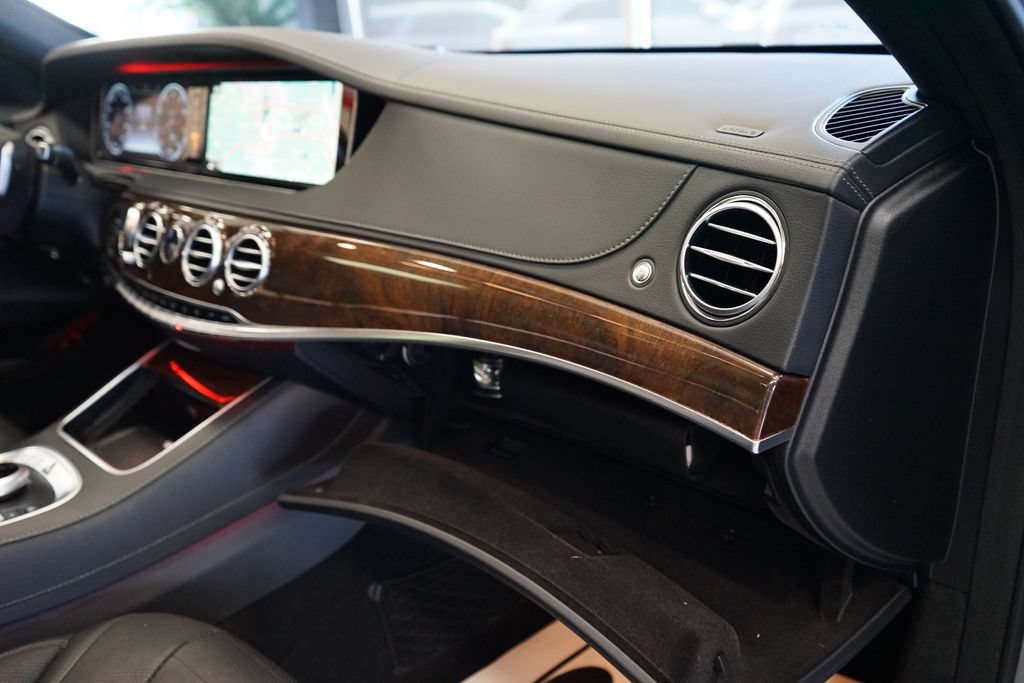 Used 2015 Mercedes-Benz S 550 4MATIC Sedan image 49