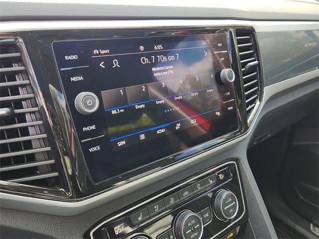 Certified 2022 Volkswagen Atlas SEL Premium image 19