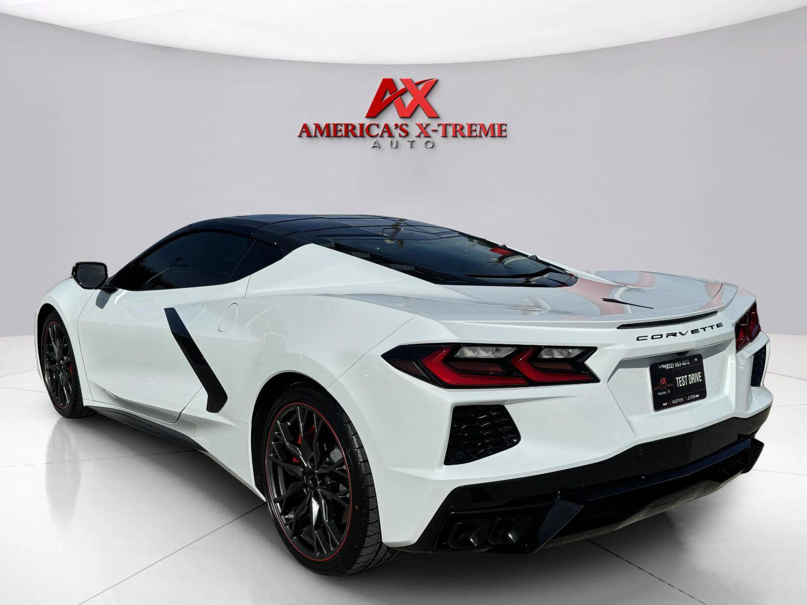 Used 2023 Chevrolet Corvette Stingray Coupe w/ 1LT RWD image 5