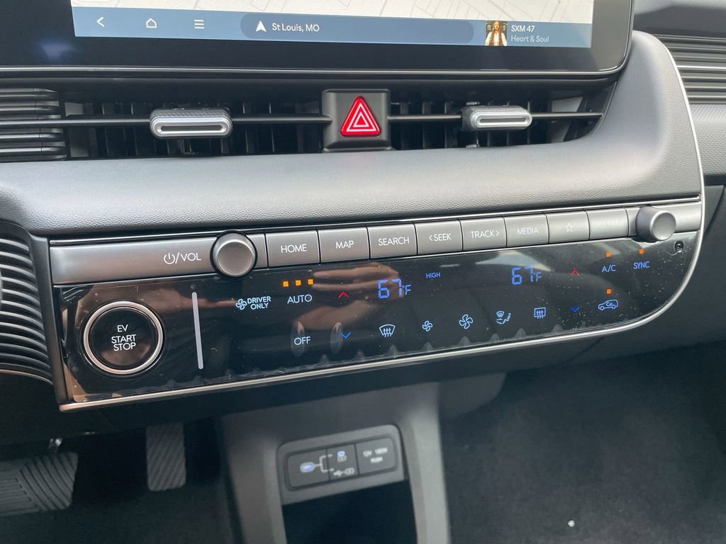 New 2025 Hyundai Ioniq 5 SEL image 44