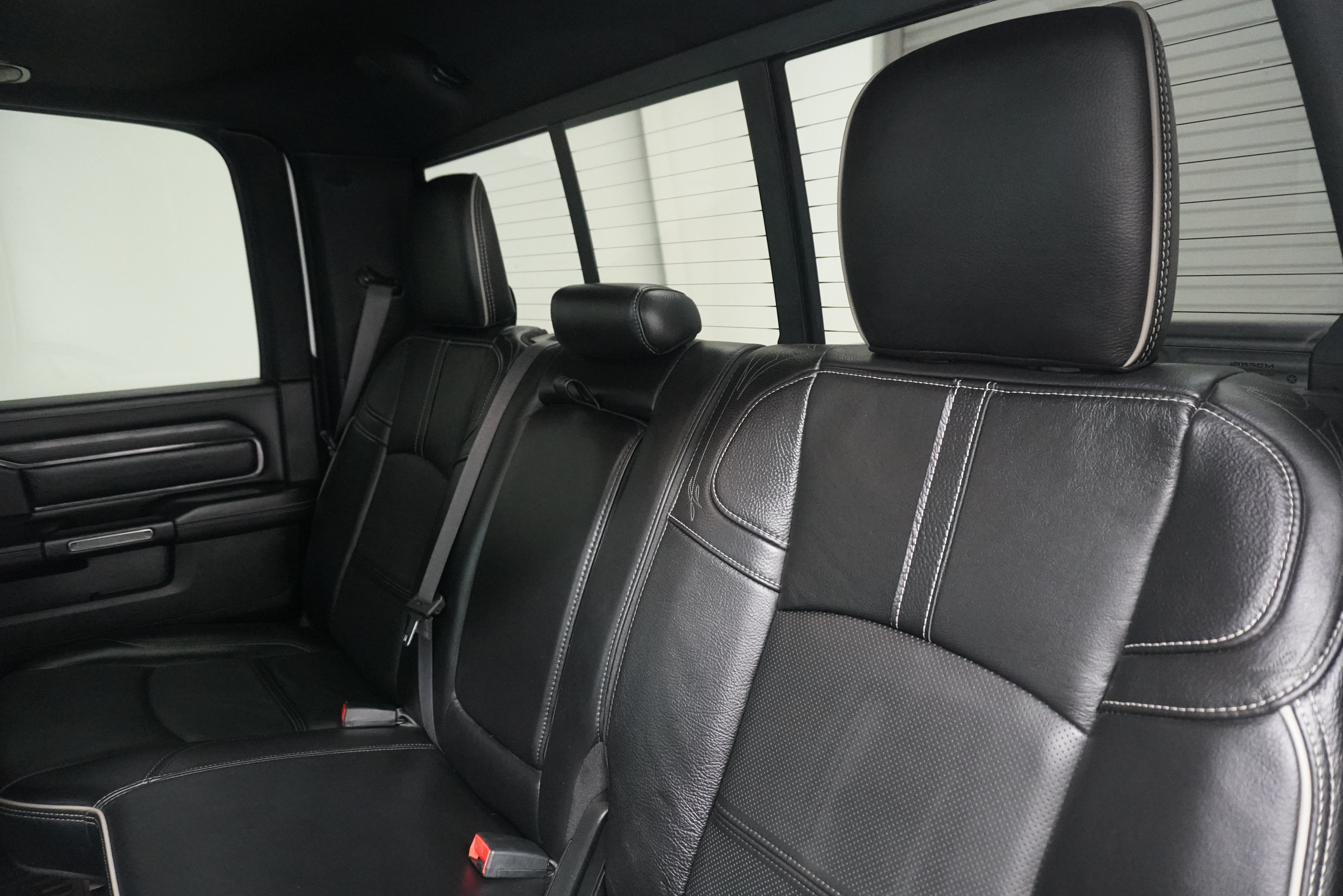 Used 2022 RAM 3500 Limited AWD/4WD image 15