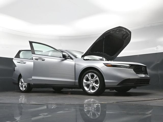 Certified 2025 Honda Accord LX image 35
