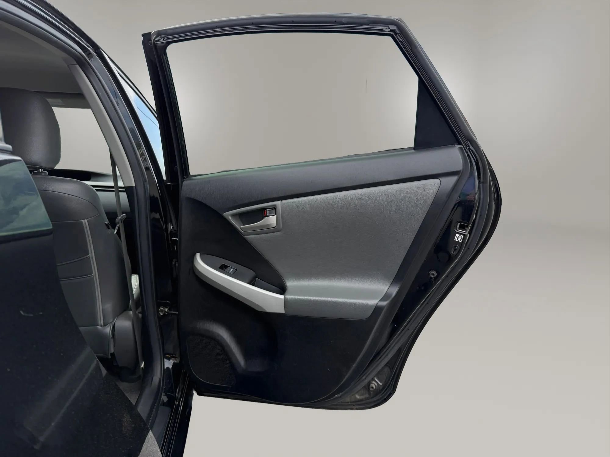 Used 2014 Toyota Prius Two image 37