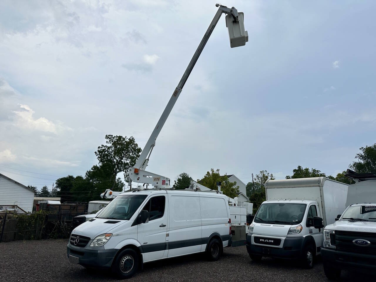 Used 2013 Mercedes-Benz Sprinter 3500 image 14