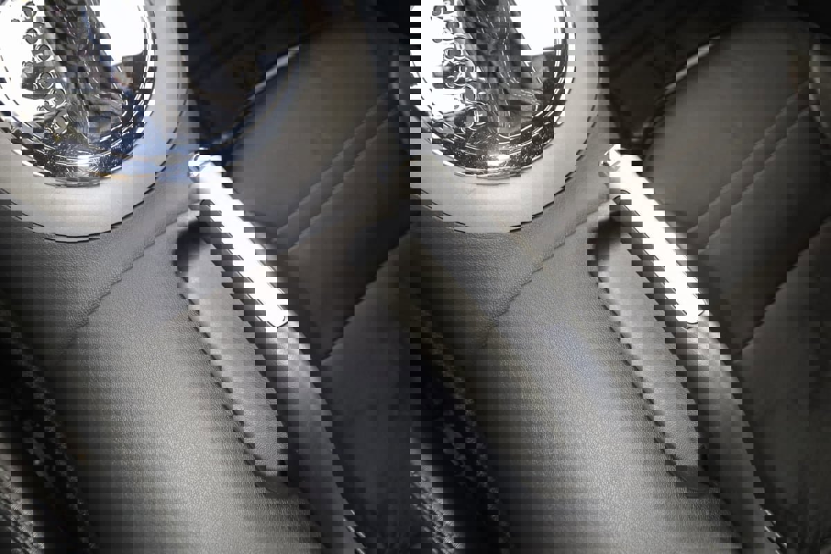 Used 2008 Pontiac Solstice GXP w/ Premium Package image 25