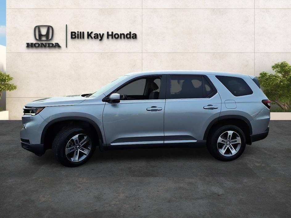 Used 2025 Honda Pilot EX-L image 7