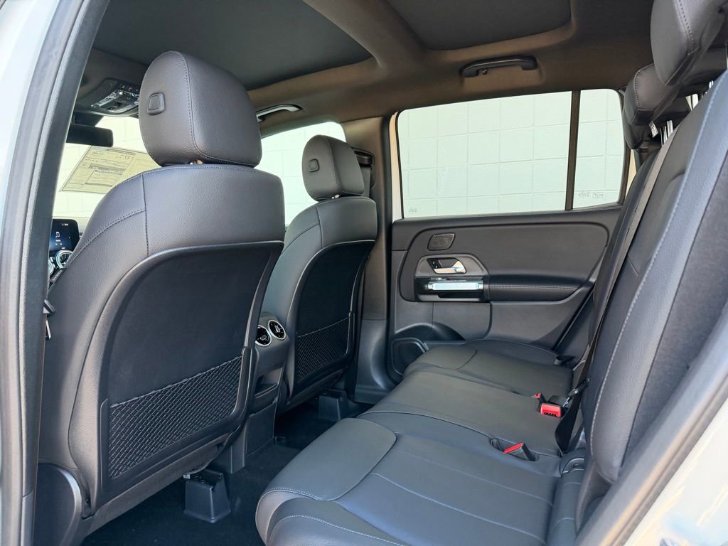 New 2026 Mercedes-Benz GLB 250 4MATIC image 30