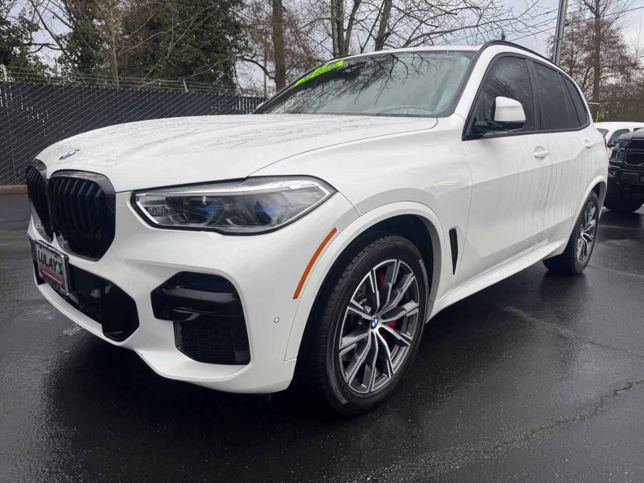 Used 2022 BMW X5 xDrive40i w/ M Sport Package