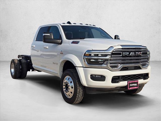 New 2026 RAM 4500 4x4 Crew Cab DRW w/ Laramie Trim Package image 7