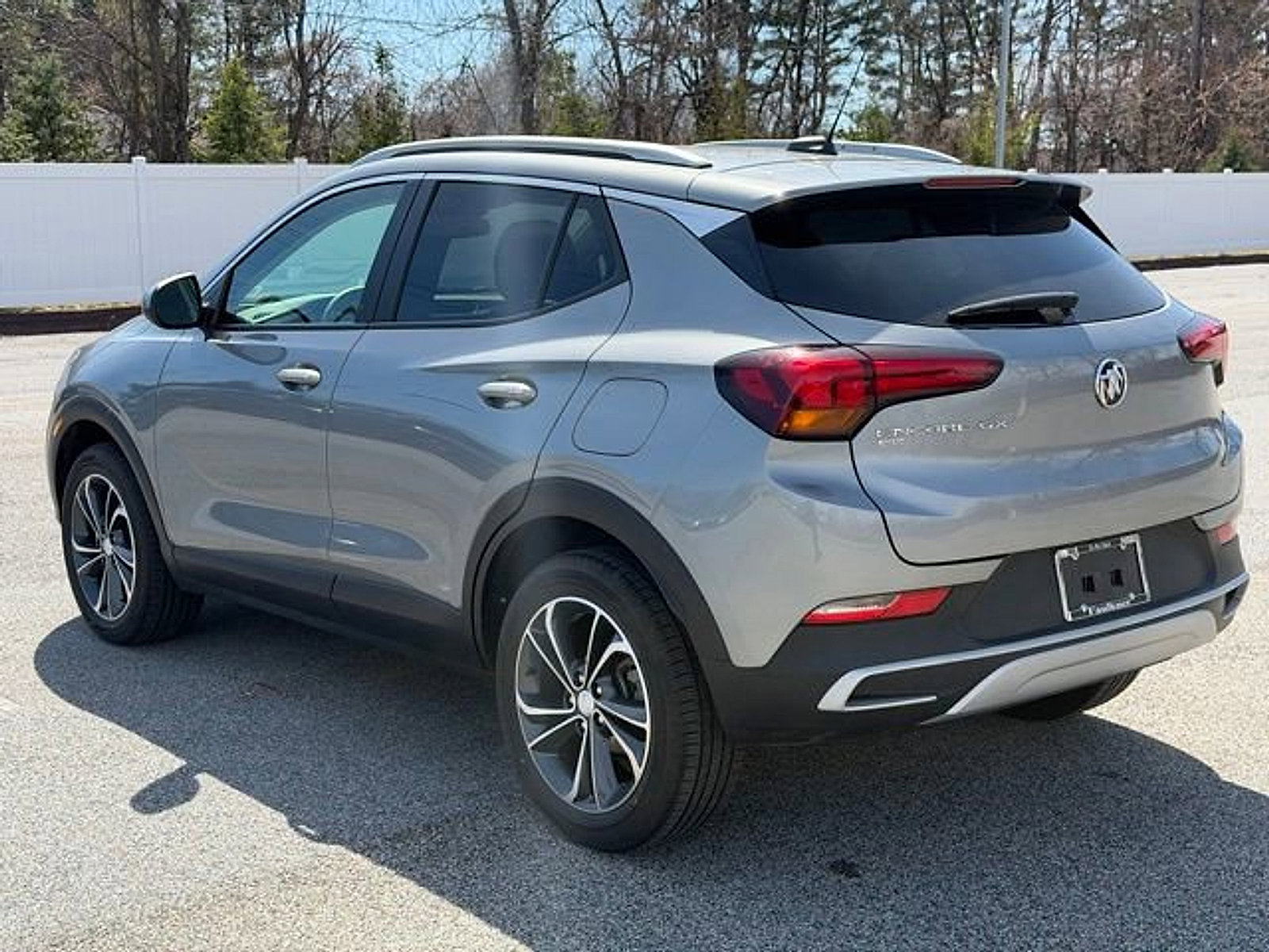 Used 2023 Buick Encore GX Select image 5