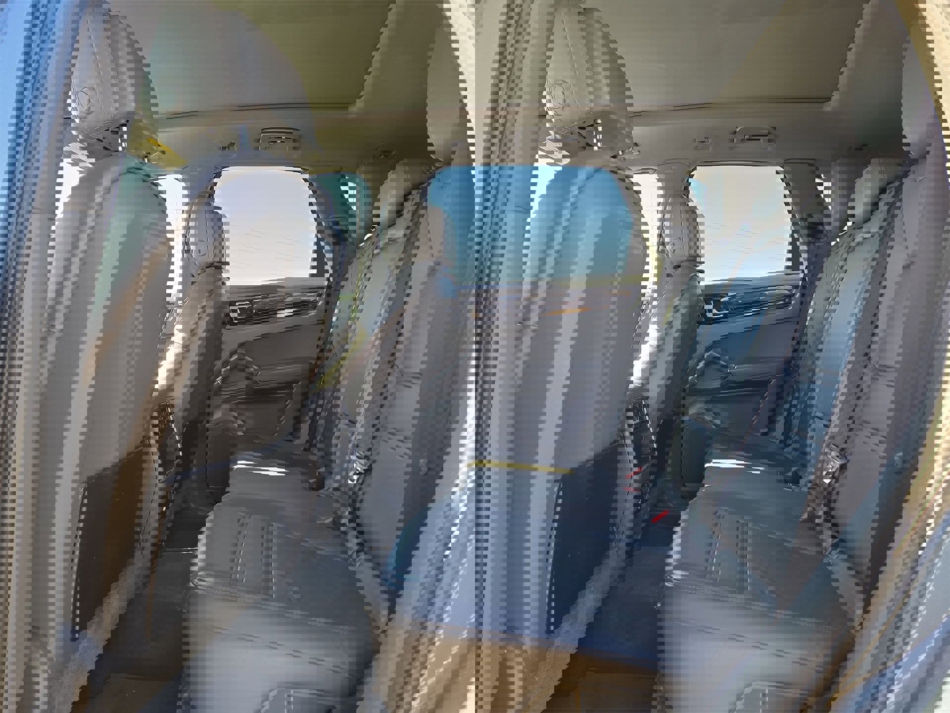 Used 2019 Porsche Cayenne image 13