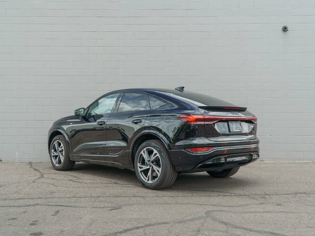 New 2027 Audi Q6 e-tron Premium Plus AWD/4WD image 3