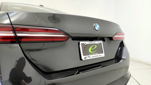 Used 2026 BMW 530i w/ M Sport Package RWD image 26