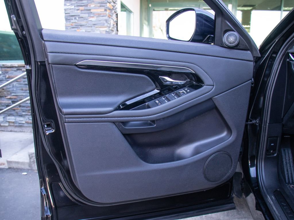 Used 2021 Land Rover Range Rover Evoque S image 9
