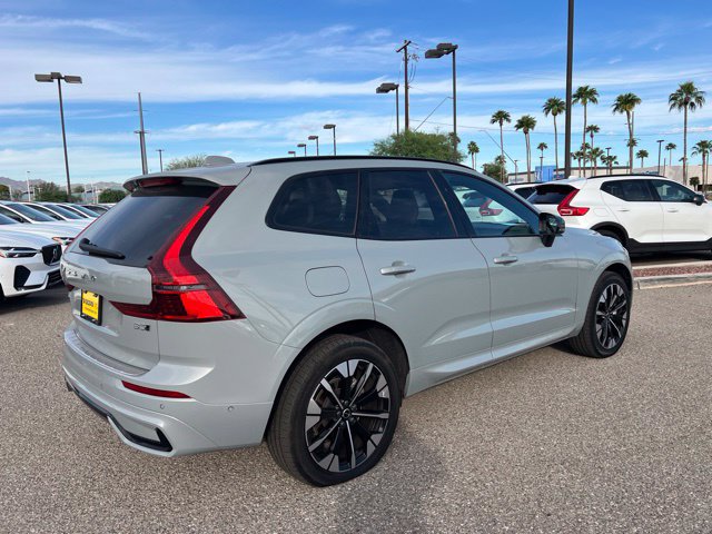 Used 2026 Volvo XC60 B5 Plus AWD/4WD image 3