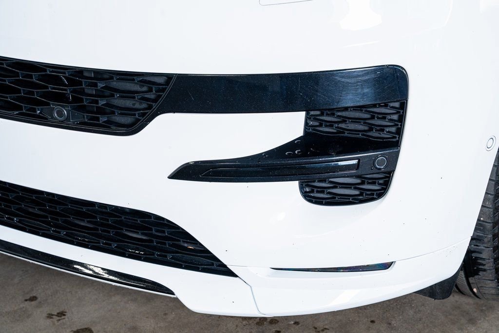 Used 2024 Land Rover Range Rover Sport Dynamic SE image 14